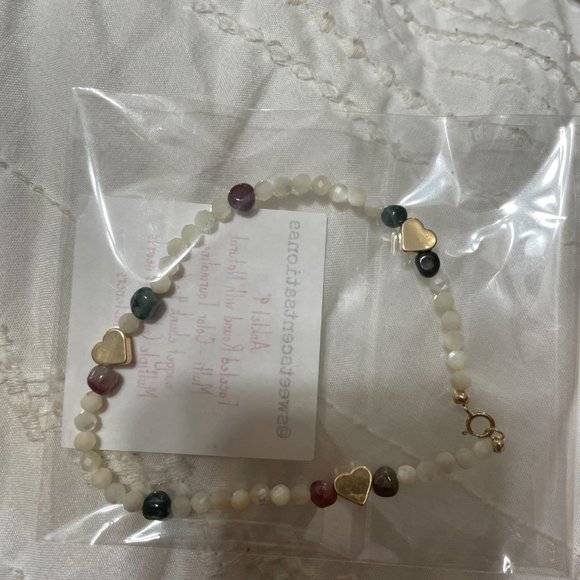 2/ $25 bundle Handmade natural bead Anklets - Picture 6 of 7